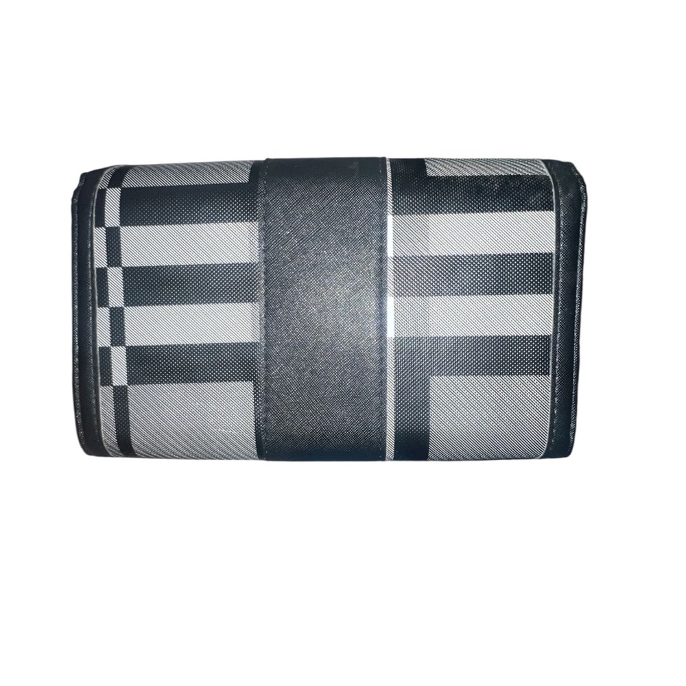 Burberry Black and Gray Checkered Messenger Bag NWOT - Picture 2 of 11